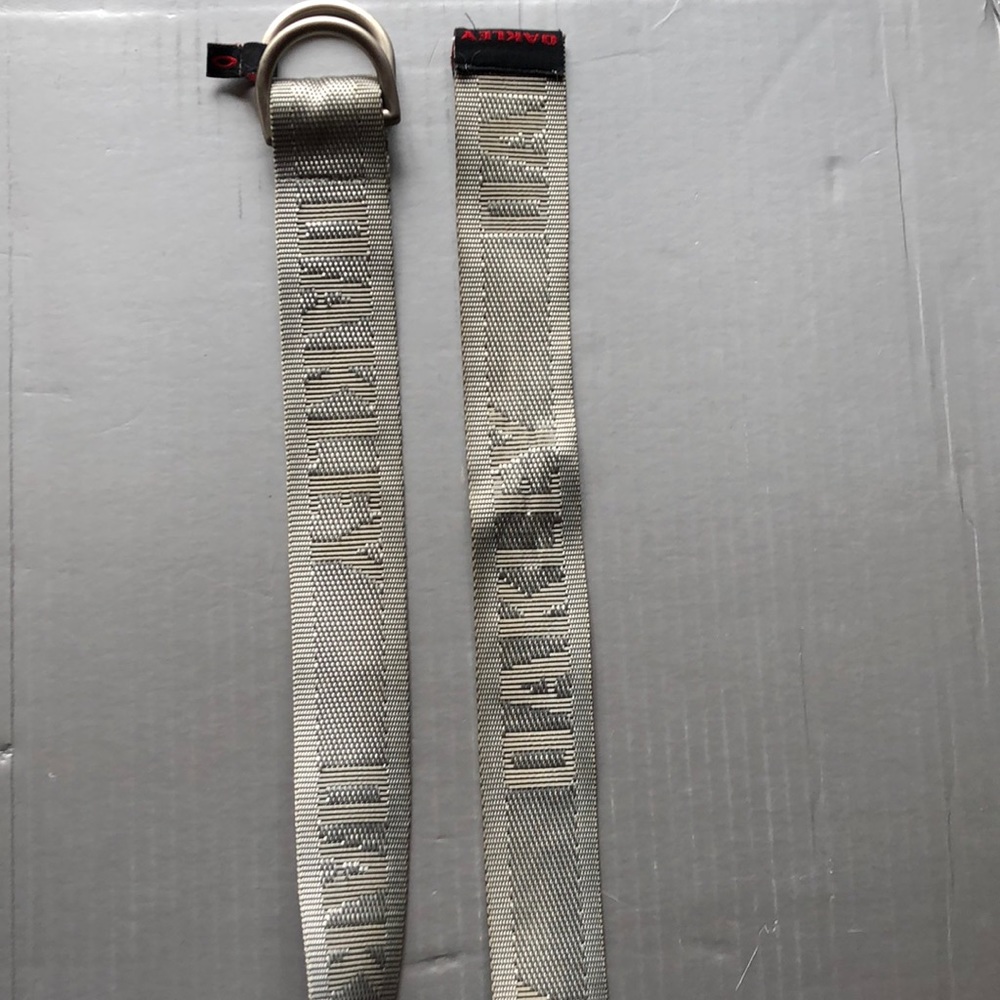 Oakley belt